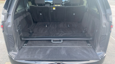 Land Rover Discovery 3.0 D300 Dynamic SE 5dr Auto Diesel Station Wagon